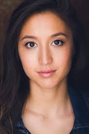 Sasha Diamond's Instagram, Twitter & Facebook