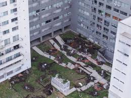 Derrumbe en Parque Patricios: postergan las cuotas hipotecarias de los  vecinos afectados - Página|12