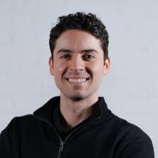 2020 is officially my most accomplished year. This week, I graduated from… 