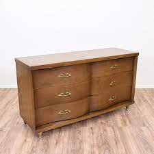 White grasscloth dresser with stylish curved drawers. Bassett Mid Century Modern Curved Front Dresser 225 Found On Loveseat Com Sold Vintage Furniture Mcm Furniture Mid Century Modern Dresser