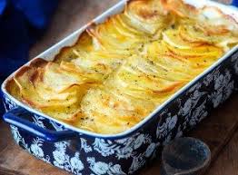 Gratin De Pomme De Terre Au Bacon Facon Dauphinois Recette Recette Gratin Dauphinois Gratin Dauphinois Gratin Dauphinois Facile