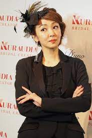 子育てばかりやっていても 神田うの 2019年はタレント活動に意欲 タレント ウエディングドレス ブランド ライブ