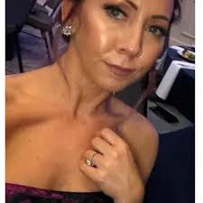 Jessica Roland's Instagram, Twitter & Facebook