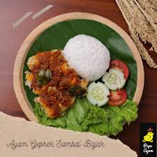 Nasi uduk) is an indonesian style steamed rice cooked in coconut milk dish, which originated from java. Papa Ayam Introducing Our New Menu Ayam Geprek Sambal Facebook
