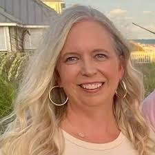 Vonda Owens's Instagram, Twitter & Facebook