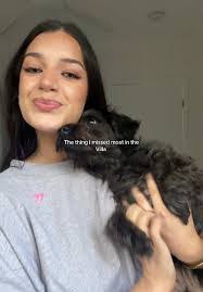 Claudia Moon's Instagram, Twitter & Facebook