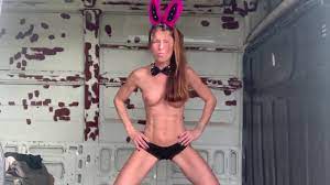 NAKED TRAVELER  Valentines Special - Pornhub.com