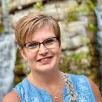 40+ "Anne Weis" profiles