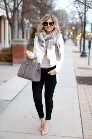 Winter Work Outfits That Are Actually Cute And Awesome 18 Work Outfits Women Pretty Winter Outfits Professional Work Outfit