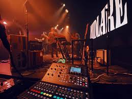 I remembered discovering @midlakeband when I was a Junior in high school  and I thought they were the sickest band in the world. Now, I call them  friends. It's crazy how things