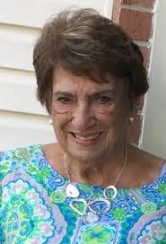 Ann Mccombs's Instagram, Twitter & Facebook