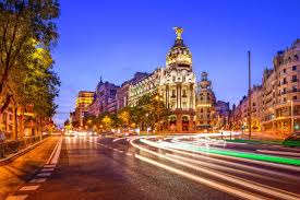 Az előadások a következő témára: Madrid Latnivaloi Amiket Ne Hagyj Ki 2021 Ben Terkeppel Netkoffer Hu