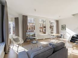Wer sich beim wohnen auf zeit in amsterdam schnell heimisch fühlen möchte, ist in de pijp genau richtig. 2 Schlafzimmer Central Designer Wohnung Wohnung In Amsterdam