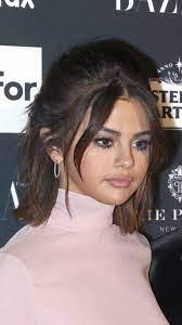 Pin By Alexandria Armstrong On Selena Gomez Selena Gomez Short Hair Selena Gomez Hair Short Hair Styles