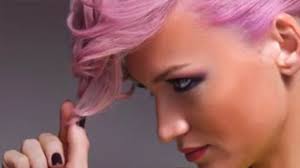 Services of fantastic sams include haircuts, hairstyles, colouring, highlighting and waxing for men, women, and kids. Business Matters Fantastic Sams Takes On Fresh Look Youtube