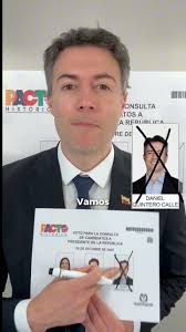 Este 26 de octubre TODOS los mayores de 18 años podemos votar la consulta  del Pacto. Vamos a resetear la política en Colombia. Si es con Petro, es  con Quintero. ✊🏼