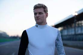 Does mick schumacher drinks alcohol? Formel 1 Mick Schumacher Der Name Schumacher Ist Mein Ansporn