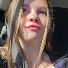 Miranda Mcaleer's Instagram, Twitter & Facebook