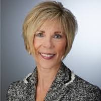 Julie Akin's Instagram, Twitter & Facebook