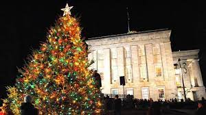 Pittsboro Christmas Parade 2021 Christmas Parades Tree Lightings In Raleigh Durham Chapel Hill Cary Raleigh News Observer
