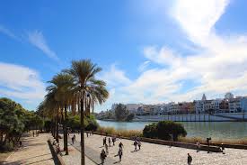 Na een dagje strand zin om wat te eten? Rondreis Andalusie Sevilla Granada Cordoba Spanje