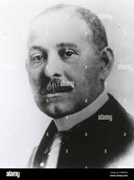 Early 1900s surgery hi-res stock photography and images