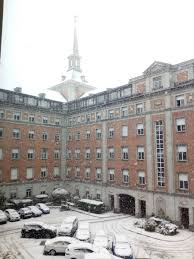Amanecio nevando y como no es normal la nieve en madrid he decidido hacer un video. Retrones Y Hombres On Twitter Madrid Ahora Mismo En El Centro Nieve