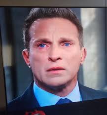 Starmer will fight Reform UK with everything he has got. He couldn't fight  his way out of a paper bag.