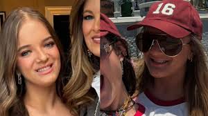 Rafaella Justus celebra aniversário da tia e da prima e beleza de mãe e filha impressiona