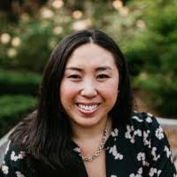 Shiu Lee's Instagram, Twitter & Facebook