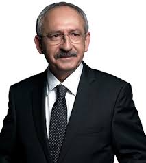 Kemal kılıçdaroğlu, 17 aralık 1948 tarihinde tunceli'de dünyaya gelmiştir. Kemal Kilicdaroglu Kimdir Kemal Kilicdaroglu Biyografisi