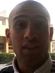 وزير الإعلام السوداني يتهم حركة عبد الواحد محمد النور المتمردة في دارفور بالسعي لإثارة وعرضت السلطات تسجيلا مصورا لطلاب جامعيين يقولون إنهم ينتمون لحركة عبد الواحد وقد زاد الضغط على الإئتلاف الحاكم بزعامة الرئيس السوداني عمر البشير باستقالة عبد الرؤوف. Ø§Ù„Ù…ØµØ±ÙŠ ÙŠÙ„Ø§ÙƒÙˆØ±Ø©
