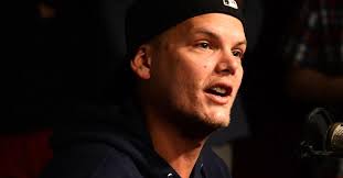 He had retired from live performing in 2016, citing health reasons. Avicii Dead At 28 Drugs Found At Death Scene Cops Claim