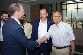 Adliye de çalışmaların aralıksız sürdüğünü. Abdulkadir Ozel Auf Twitter Iskenderun Adalet Sarayinda Bassavci Ahmet Celikkol Komisyon Baskani Salih Dogan Baro Baskani Mehmet Asil Ve Kurum Calisanlarini Ziyaret Ettik Https T Co 4eutpywzch