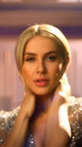 Darla Cornell's Instagram, Twitter & Facebook