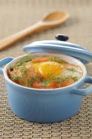 Recette Oeuf Cocotte Au Saumon Recette Oeufs Cocotte Recettes De Cuisine Recette Oeuf Cocotte