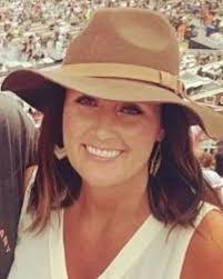 Jana Hatch's Instagram, Twitter & Facebook