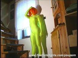 To help control reflections in your audio from singing to speaking. Katherina In Yellow Spandex In Nature Xvideis Cc