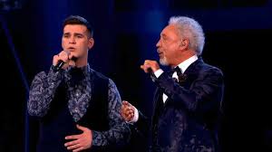 How long were tom jones and melinda trenchard married? Sir Tom And Mike Duet Green Green Grass Of Home The Voice Uk Live Final Bbc Youtube