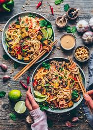 Vegan Pad Thai With Veggie Noodles Tofu Bianca Zapatka Recipes Recipe Vegan Pad Thai Veggie Noodles Vegetable Noodles