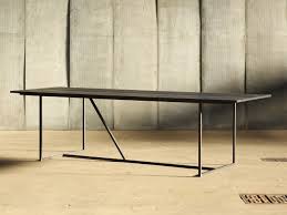 Tisch Aus Eichenholz Mesa Nero By Heerenhuis In 2020 Oak Table Oak Dining Table Dining Table Rustic