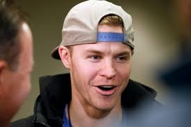 Brock Holt settles in as Red Sox utility man