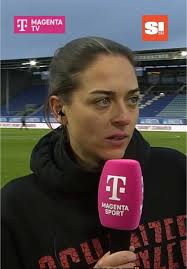 Ingolstadt-Trainerin Sabrina Wittmann feiert mit ihrer Mannschaft einen  Sieg in Wiesbaden und verrät das Erfolgsrezept der Schanzer. #fußball  #wittmann #fci #fcingolstadt #ingolstadt #3Liga ...