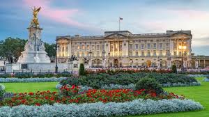 Rezydencja królowej elżbiety ii przetrwała wiele wydarzeń. Buckingham Palace Tour Special Event Visitlondon Com