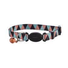 Bird Safe Cat Collar Pattern Good2go Triangle Pattern Cat Collar Petco In 2020 Cat Collars Petco Cat Triangle Pattern