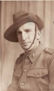 Albert P. Maxwell of Queanbeyan in Australian Army Service Corps (AASC)  uniform (Photograph) < Catalogue