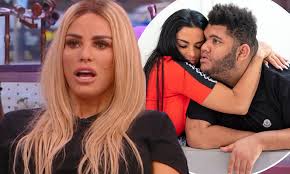 Busty lunch date surprise / austyn summers. Katie Price Is In Talks For Regular Presenting Slot On Steph S Packed Lunch Daily Mail Online