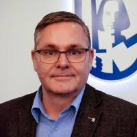 90+ "Gerald Lange" profiles