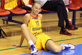 Lakin spor kulubünün gece gündüz futbol' düşünmesinden ötürü basketbol takımını unutmuşlardır. Futbolarena Ar Twitter Galatasaray Kadin Basketbol Takimi Claudia Pop Cuic I Transfer Etti