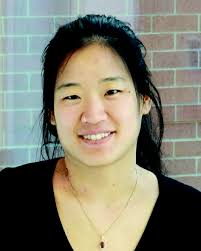 Chemical modification of gold electrodes via non-covalent interactions